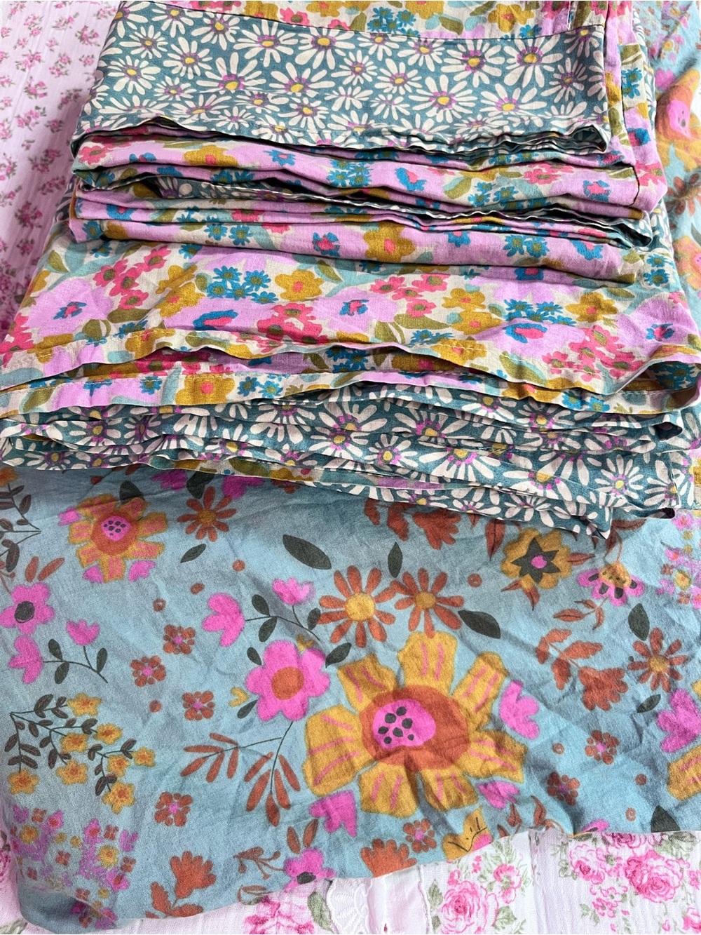 NATURAL LIFE Mix and Match Pastel Floral Cotton Sheet Set - Picture 3 of 16